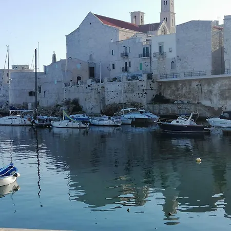 アパート Albachiara